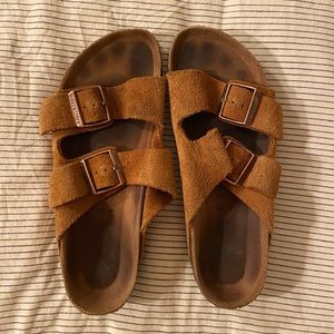 lightly used Birkenstock’s